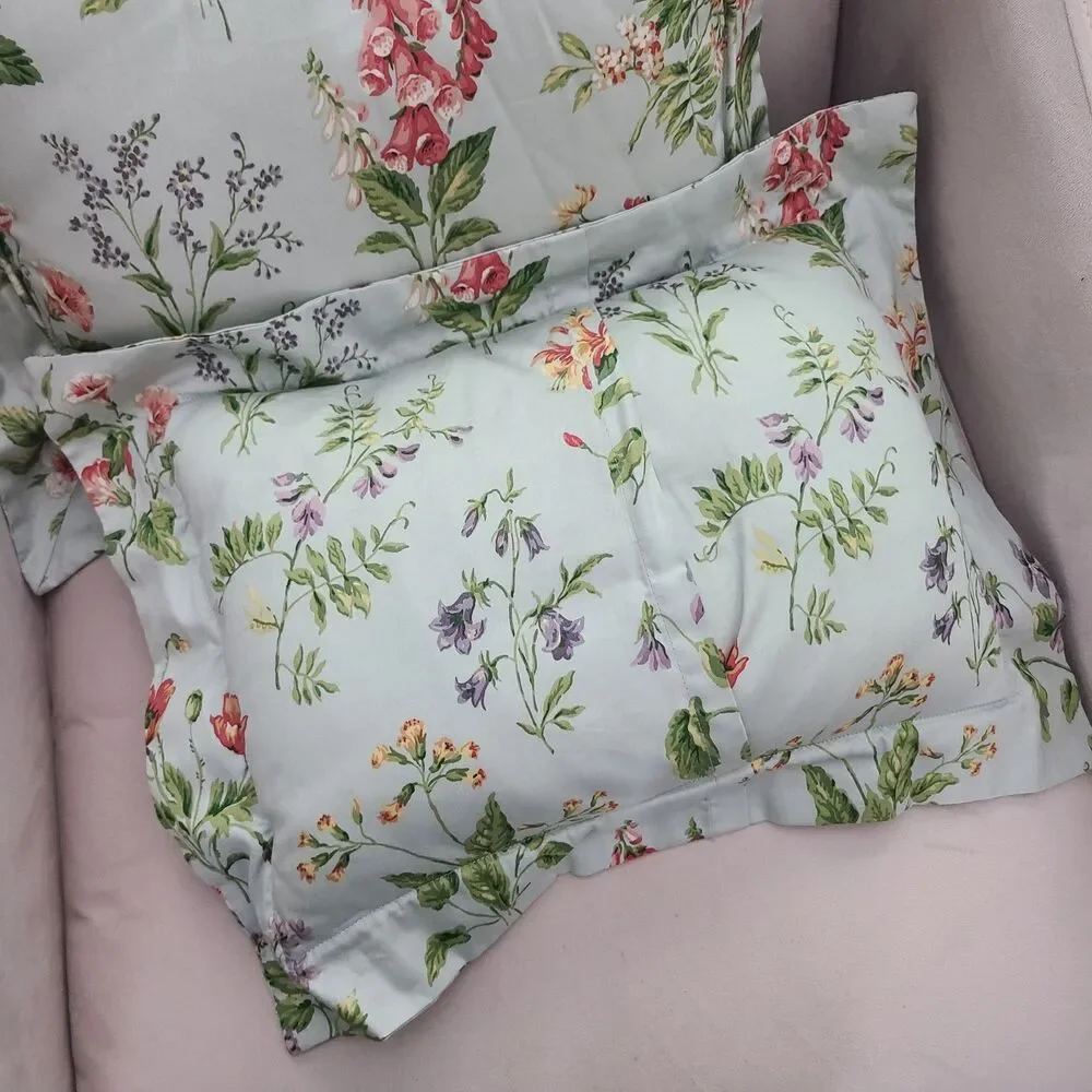 Pair (2) Peacock Alley Floral Pillows 20